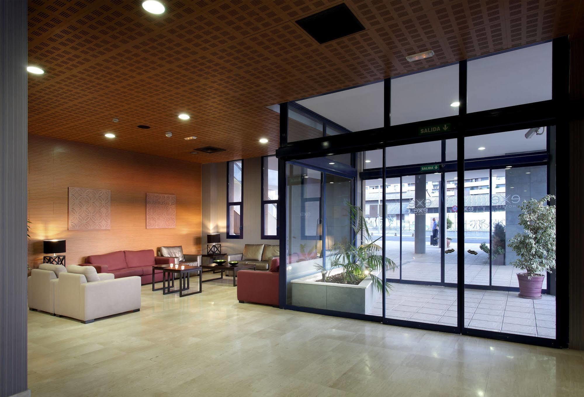 Exe Sevilla Palmera Ngoại thất bức ảnh