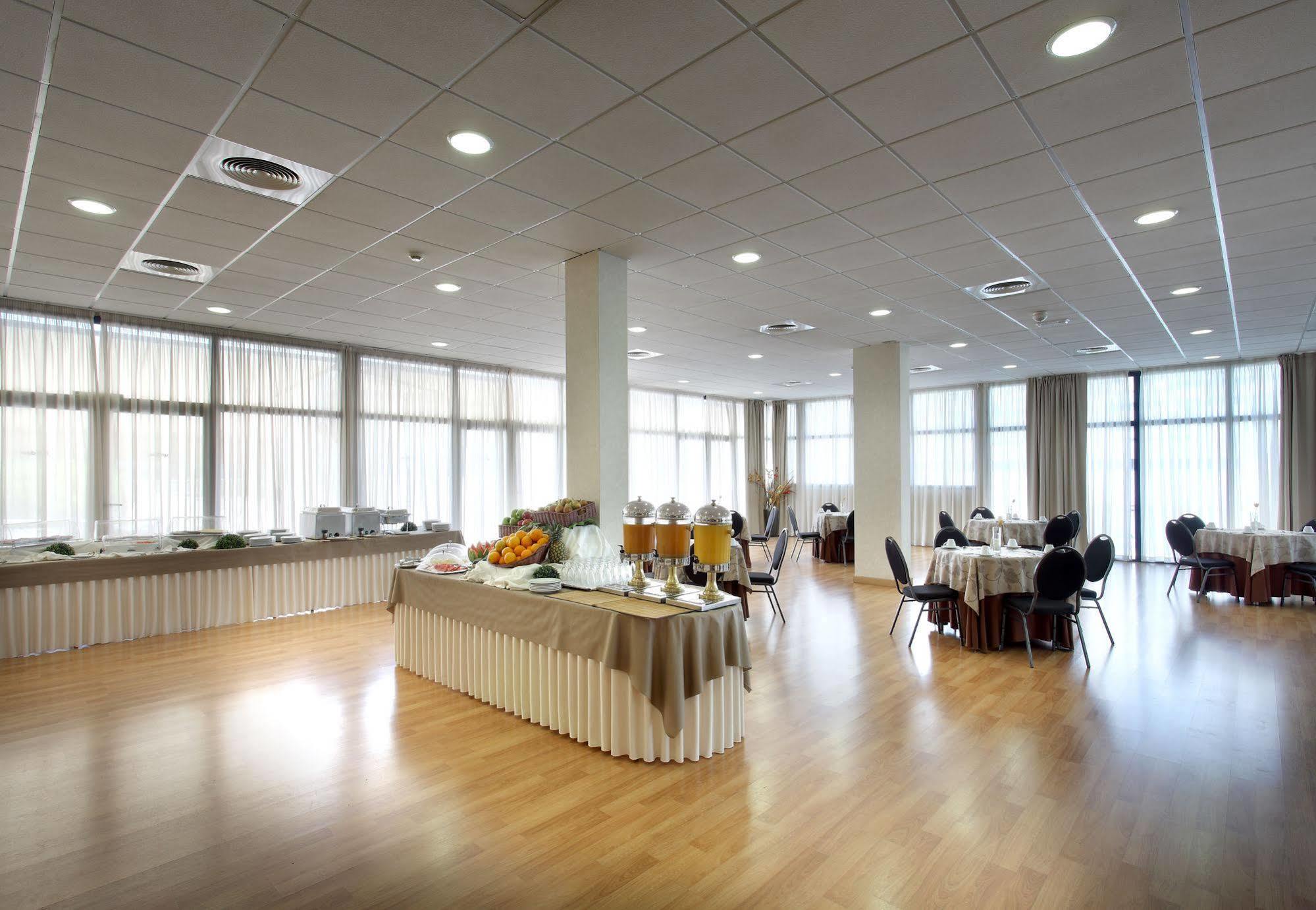 Exe Sevilla Palmera Ngoại thất bức ảnh