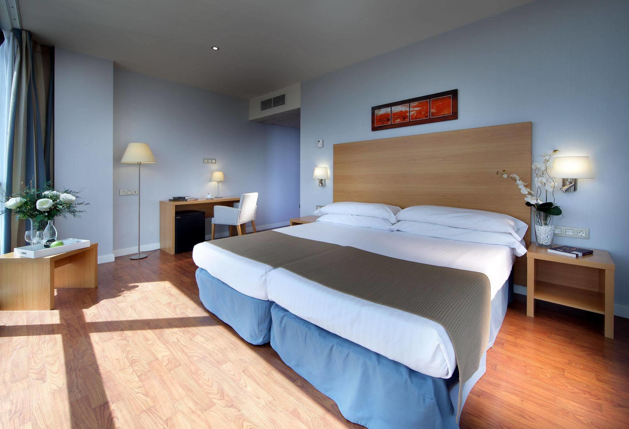 Exe Sevilla Palmera Ngoại thất bức ảnh