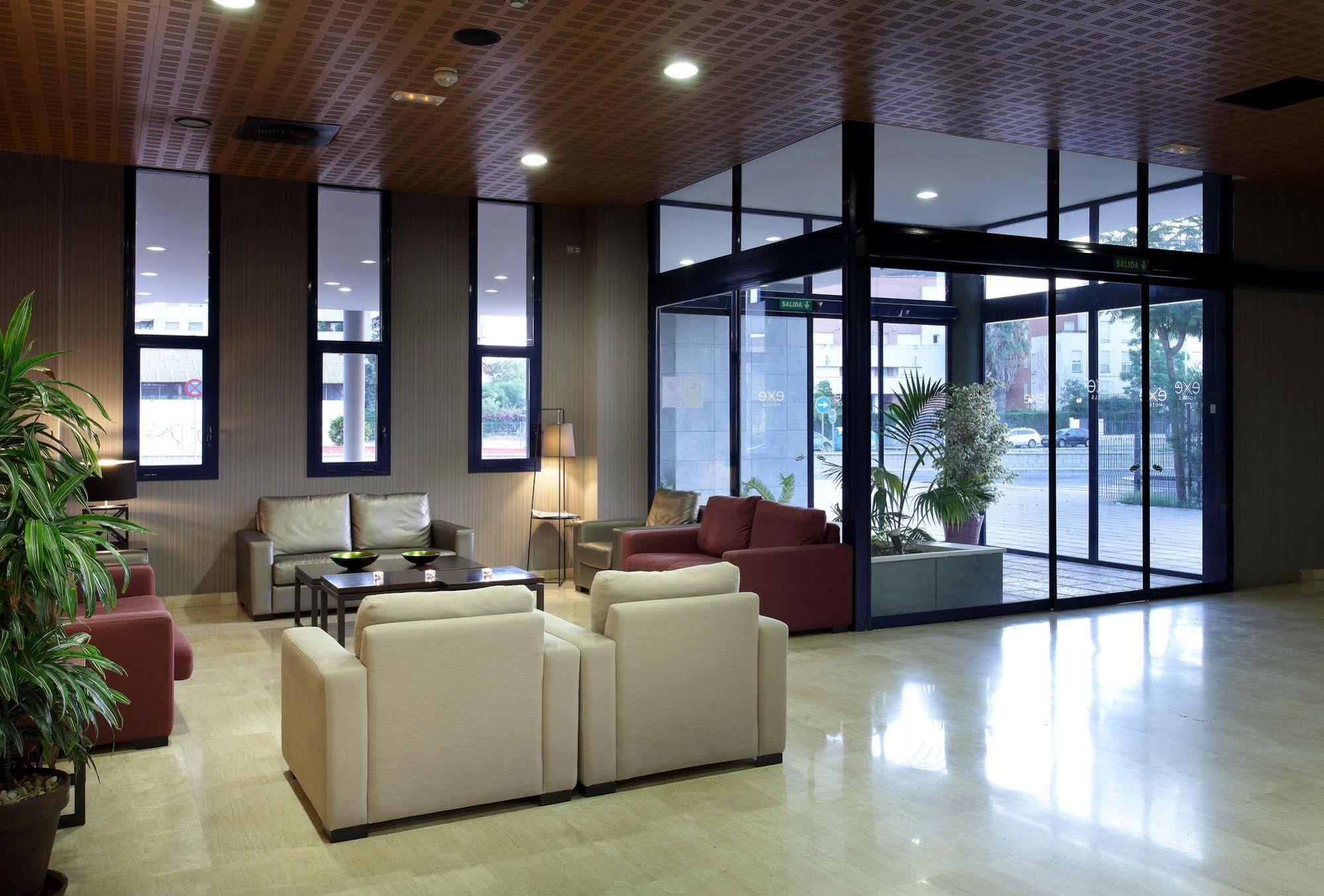 Exe Sevilla Palmera Ngoại thất bức ảnh